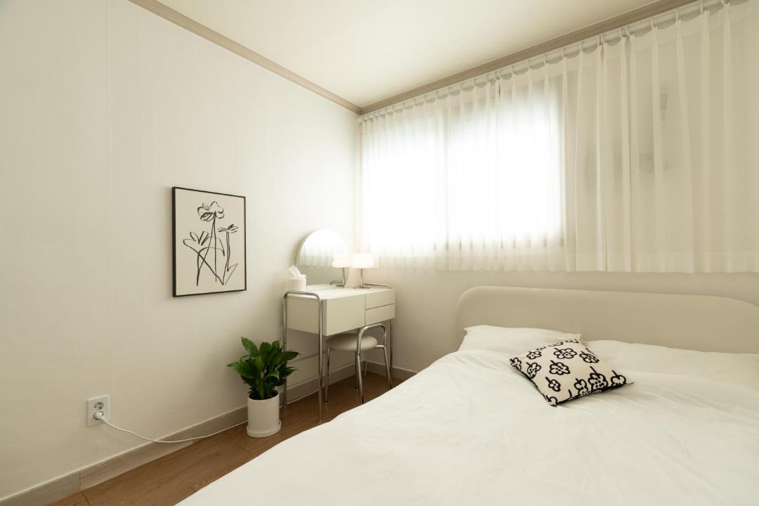 Photo of Bedroom in Doksan-dong