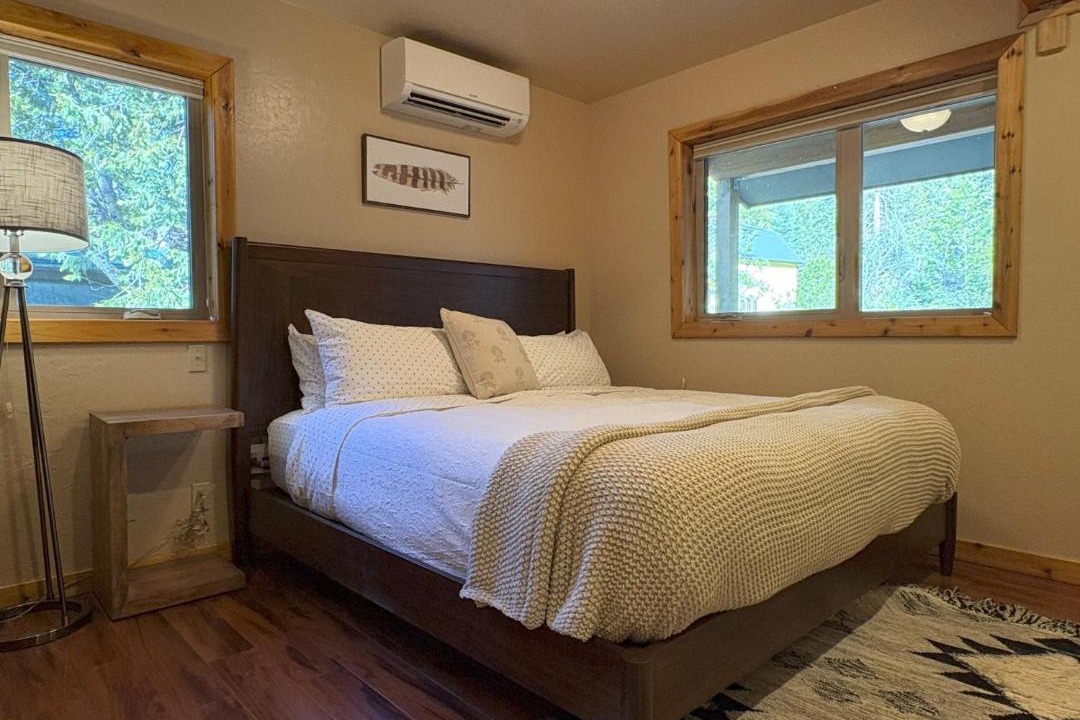 Photo of Bedroom in Yosemite West