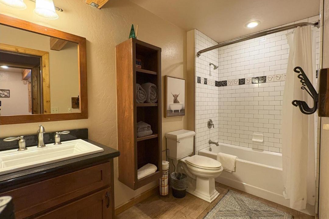 Photo of Bathroom in Yosemite West