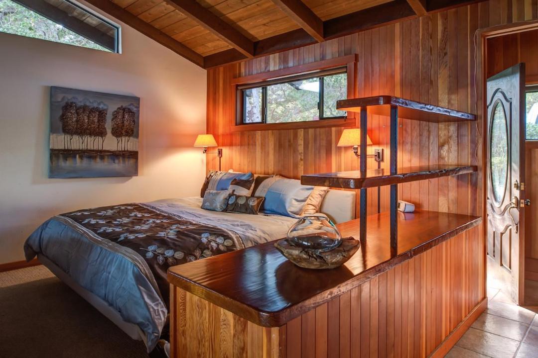 Photo of Bedroom in Posts