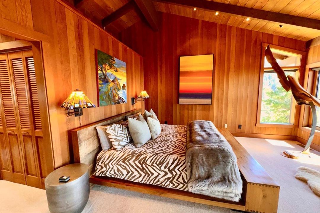 Photo of Bedroom in Posts