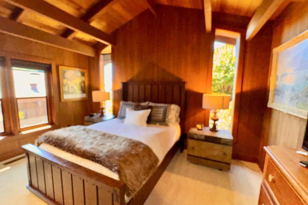 Photo of Bedroom in Posts