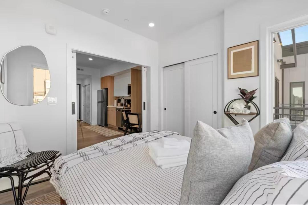 Photo of Bedroom in Truxton Circle