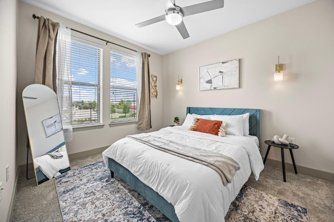 Photo of Bedroom in Frisco Square