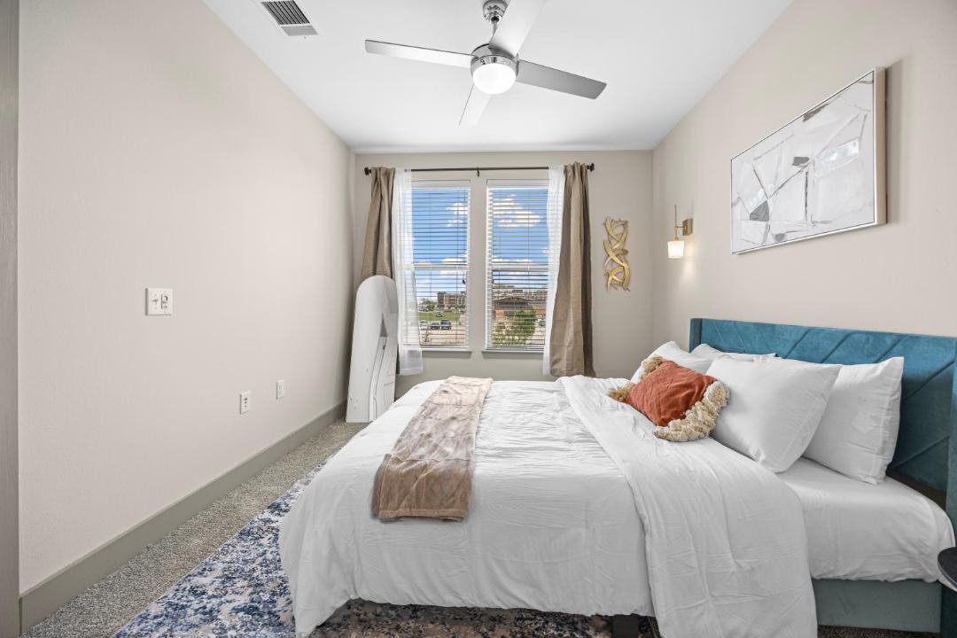 Photo of Bedroom in Frisco Square