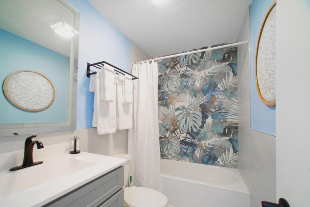 Photo of Bathroom in Bodden Town