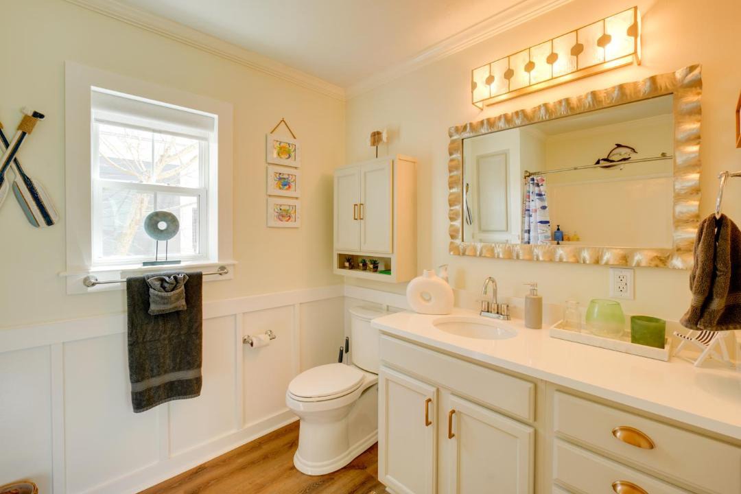 Photo of Bathroom in Pass Christian