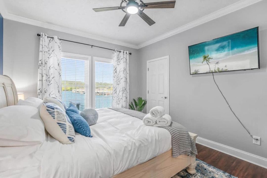 Photo of Bedroom in Six Mile