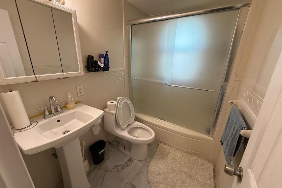 Photo of Bathroom in South Farmingdale