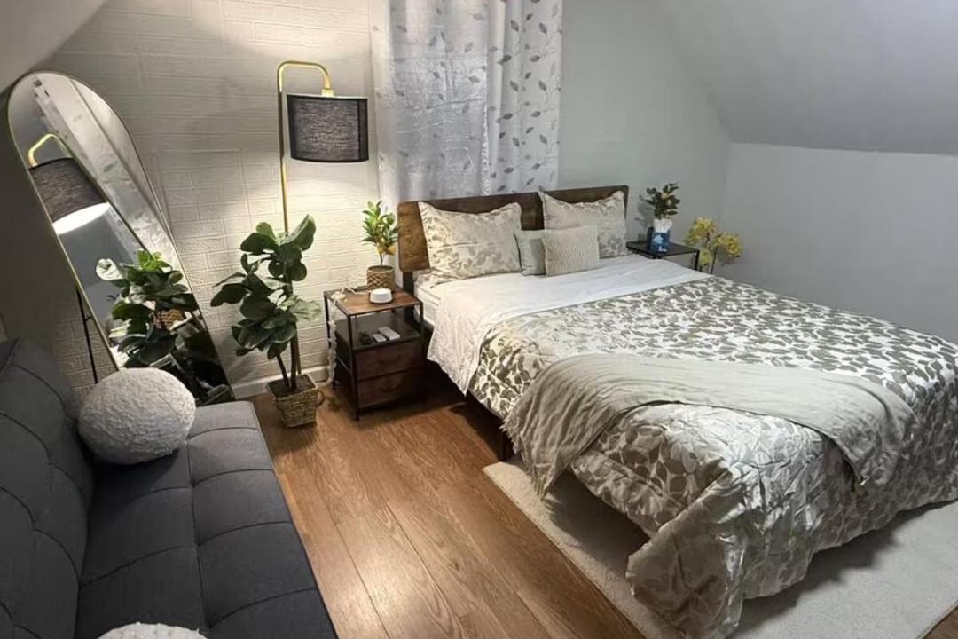Photo of Bedroom in South Farmingdale