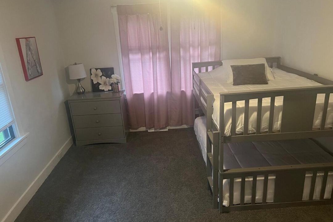 Photo of Bedroom in Plum