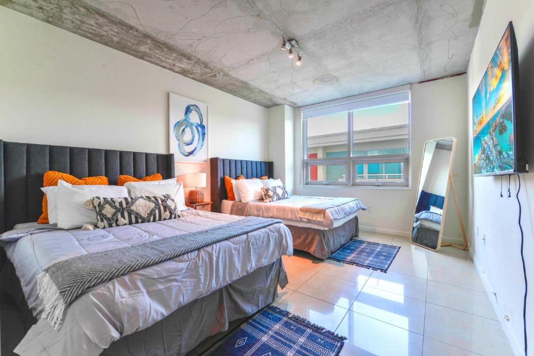 Photo of Bedroom in Midtown