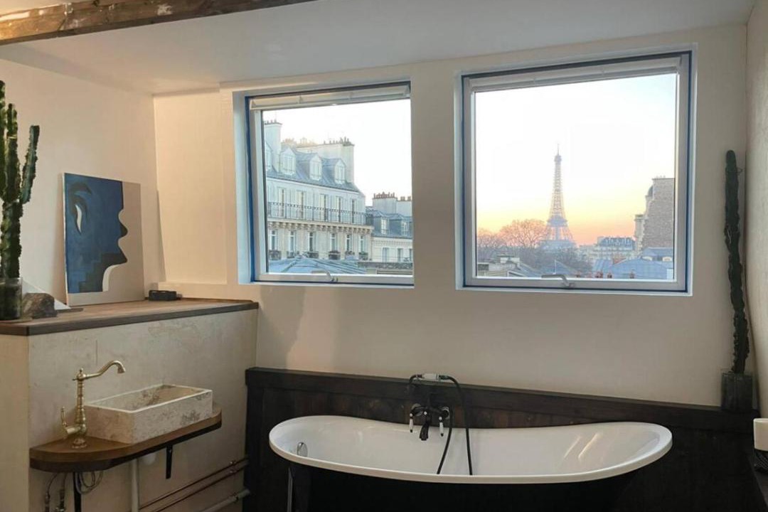 Photo of Bathroom in Quartier des Invalides