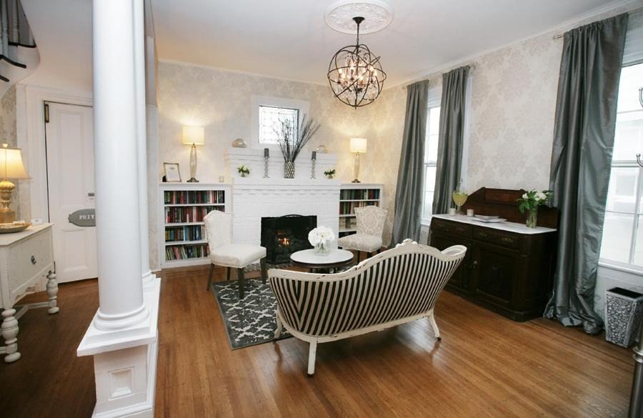 Photo of Livingroom in Cape May