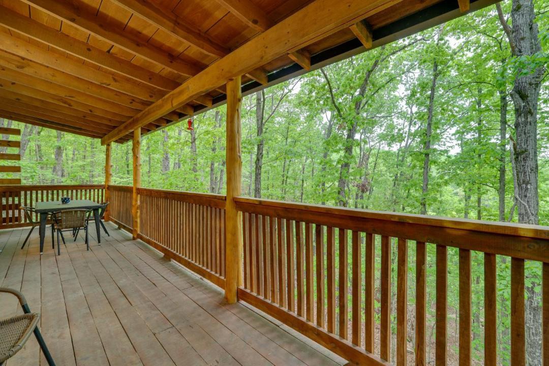 Photo of Patio Balcony in Sylvan Shores
