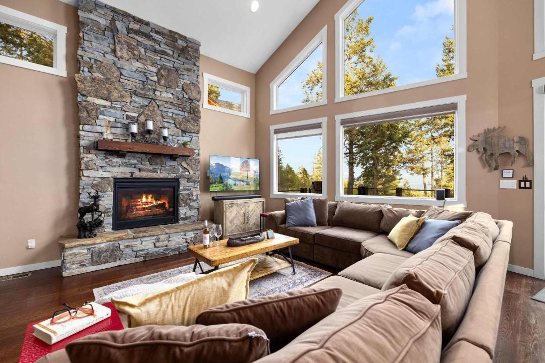 Photo of Livingroom in Somers