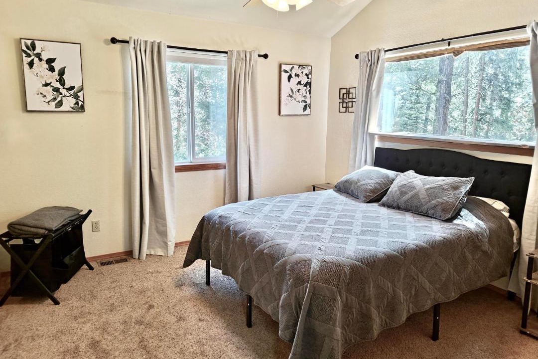 Photo of Bedroom in Florissant