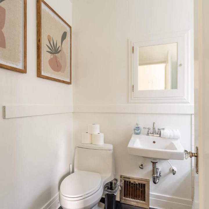 Photo of Bathroom in Hosford-Abernethy