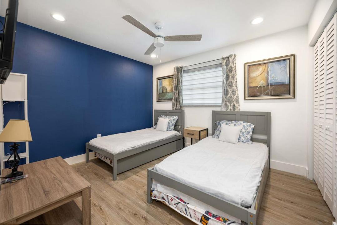 Photo of Bedroom in Miramar