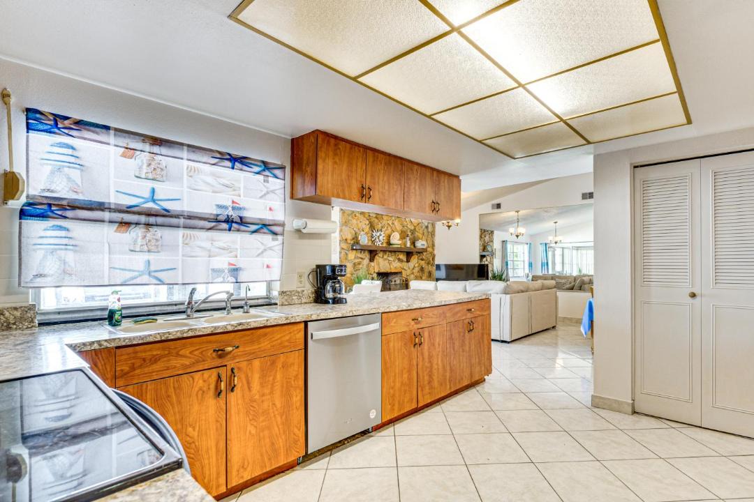 Photo of Kitchen in Embassy Hills