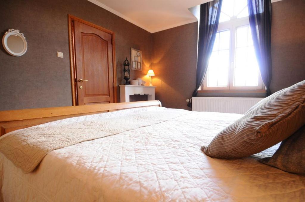 Photo of Bedroom in Onhaye