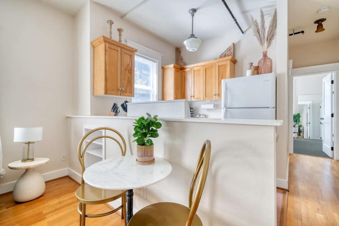 Photo of Kitchen in Mississippi District