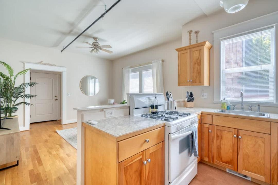 Photo of Kitchen in Mississippi District