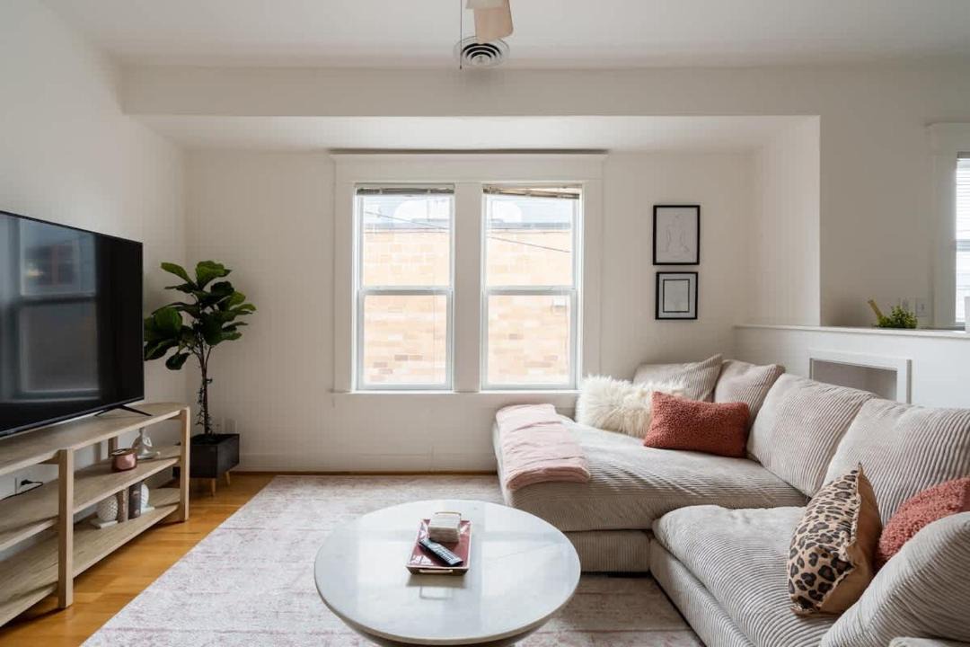 Photo of Livingroom in Mississippi District