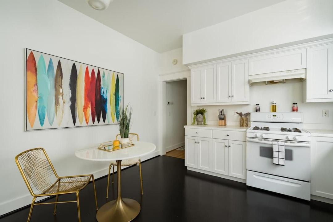 Photo of Kitchen in Mississippi District