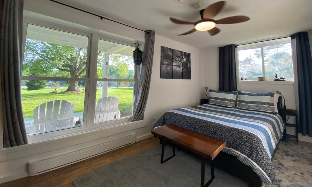 Photo of Bedroom in Lake of Bays