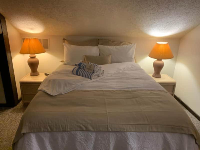 Photo of Bedroom in Village of Four Seasons
