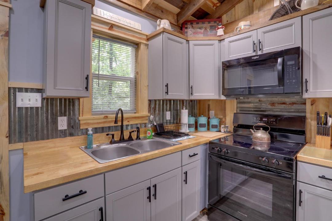 Photo of Kitchen in Greers Ferry