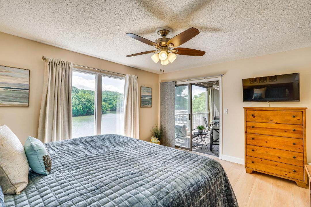 Photo of Bedroom in Osage Beach