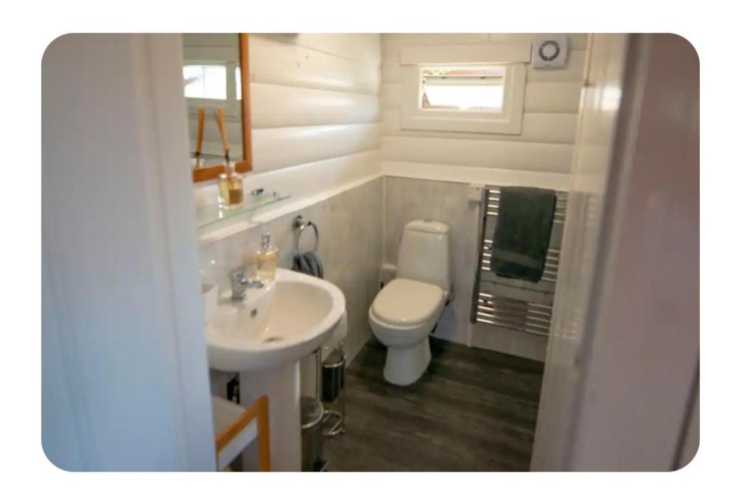 Photo of Bathroom in Bronaber