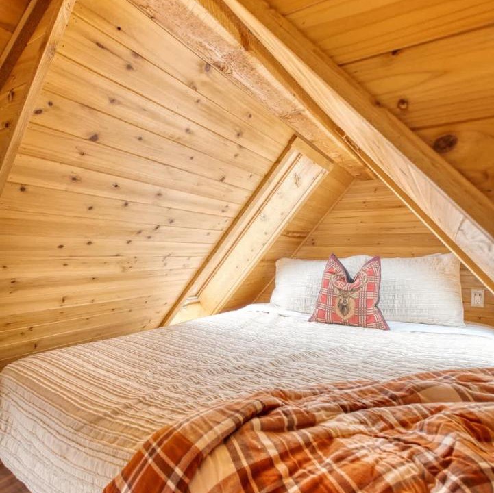 Photo of Bedroom in Hosford-Abernethy