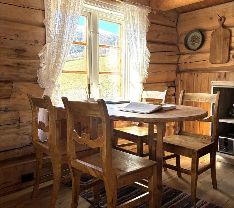 Photo of Others in Skjaak