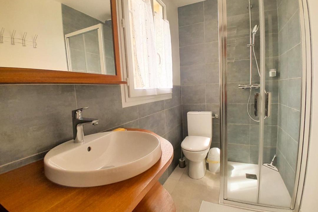 Photo of Bathroom in Maisons-Laffitte