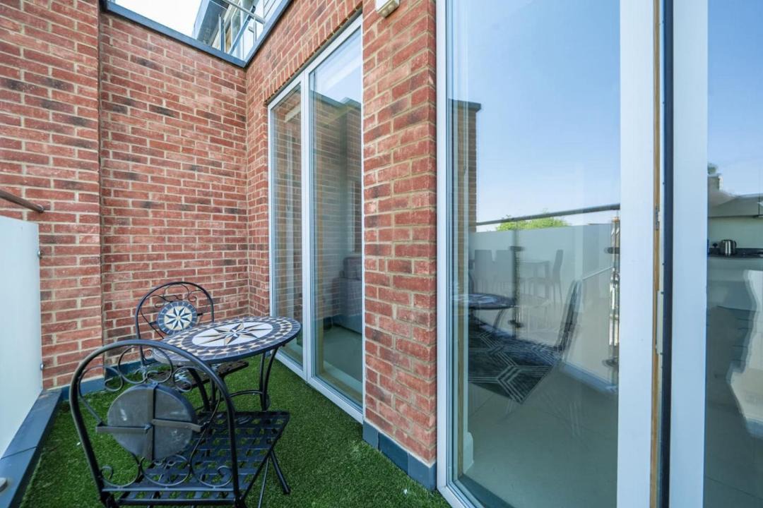 Photo of Patio Balcony in Wimbledon