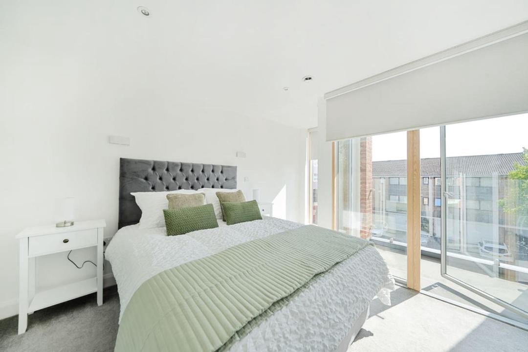 Photo of Bedroom in Wimbledon