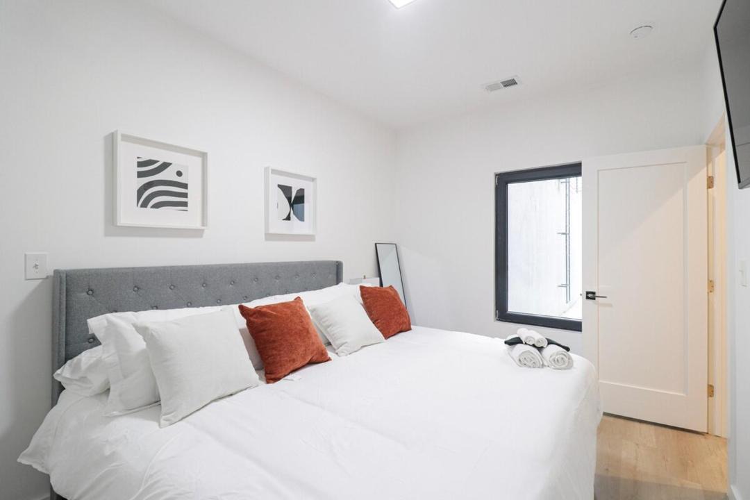 Photo of Bedroom in Shaw