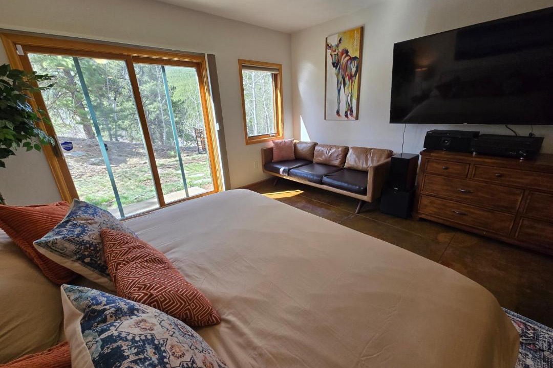 Photo of Bedroom in Golden
