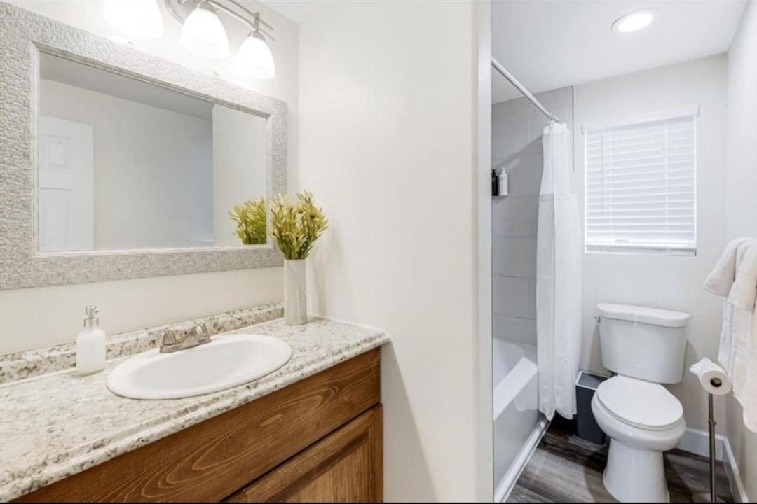 Photo of Bathroom in Grant Hill