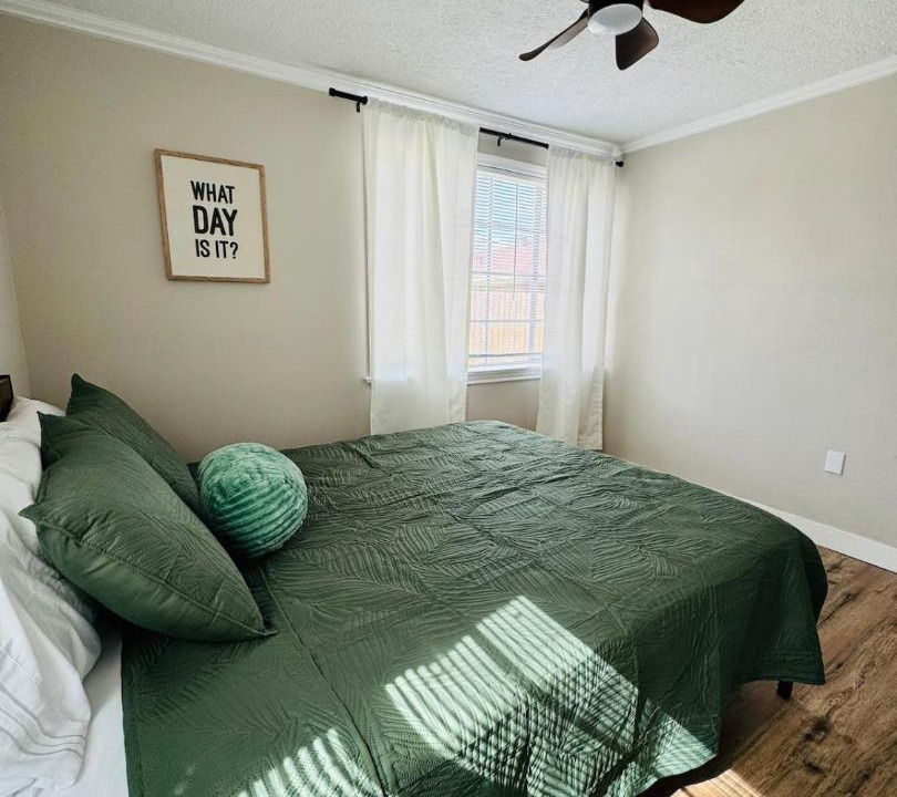 Photo of Bedroom in Sulphur