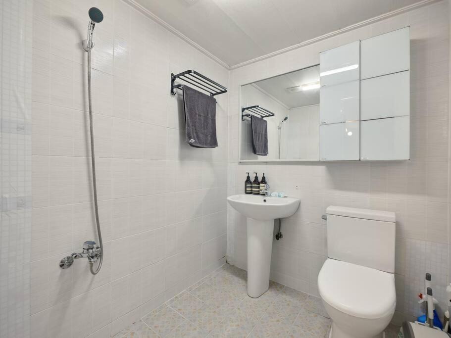 Photo of Bathroom in Daeheung-dong