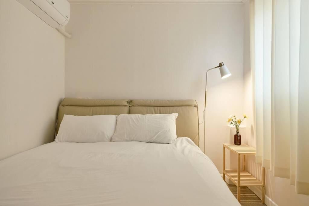 Photo of Bedroom in Daeheung-dong