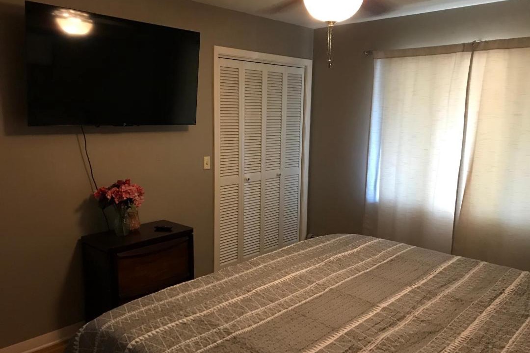Photo of Bedroom in Dubuque