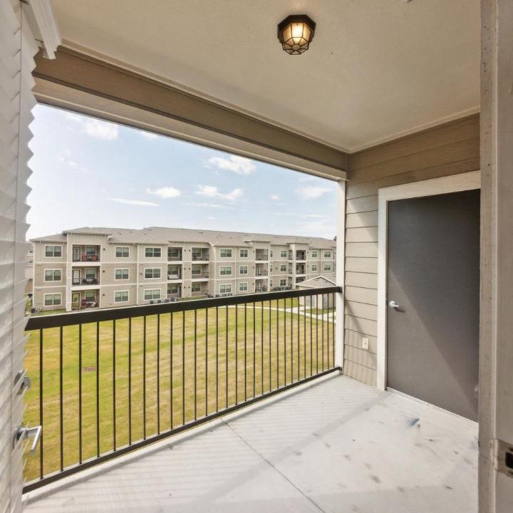 Photo of Patio Balcony in Willowbrook