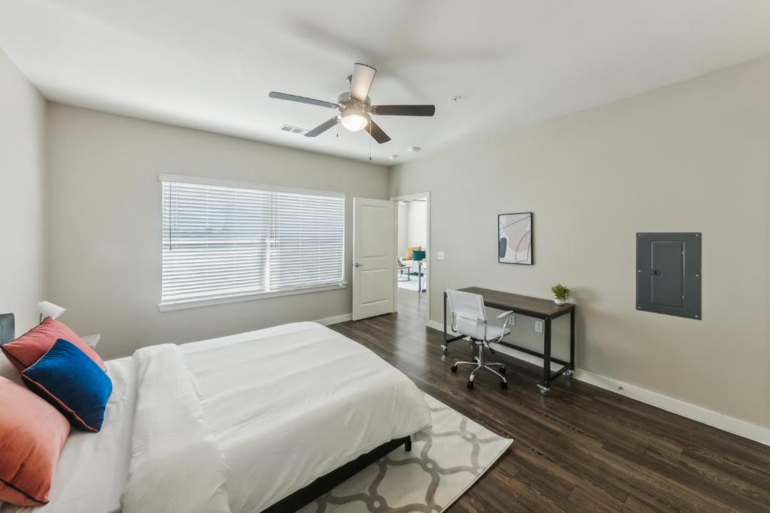 Photo of Bedroom in Willowbrook