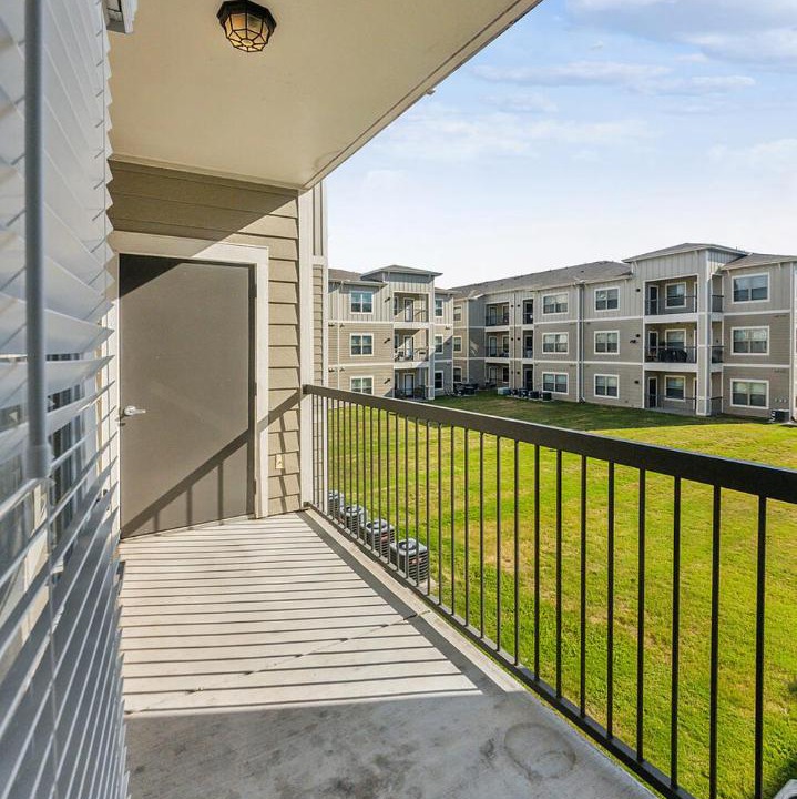 Photo of Patio Balcony in Willowbrook