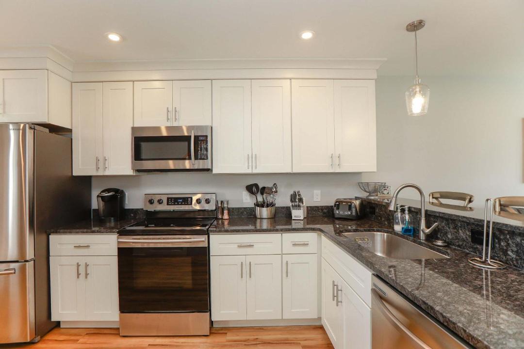 Photo of Kitchen in Chic's Beach